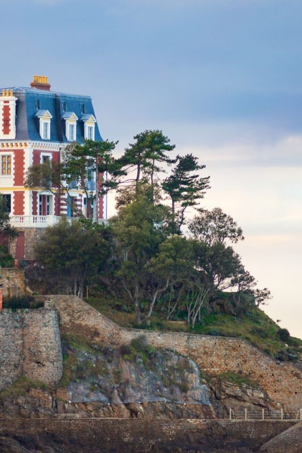 splendid-belle-epoque-house-standing-in-dinard-brittany-france